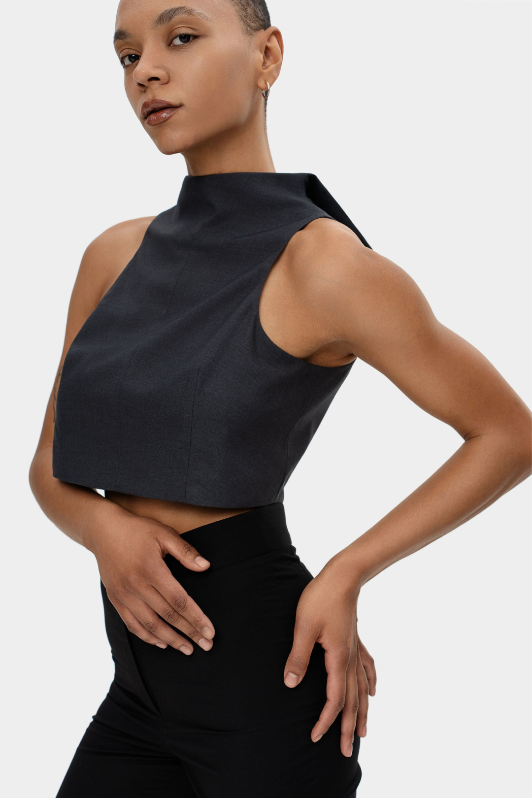 Open back structured vest